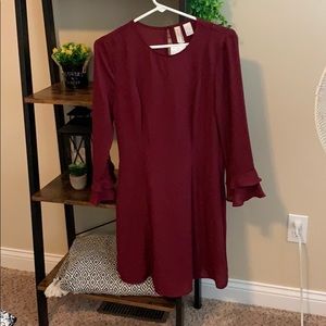 Burgundy long-sleeved dress with flounce sleeves